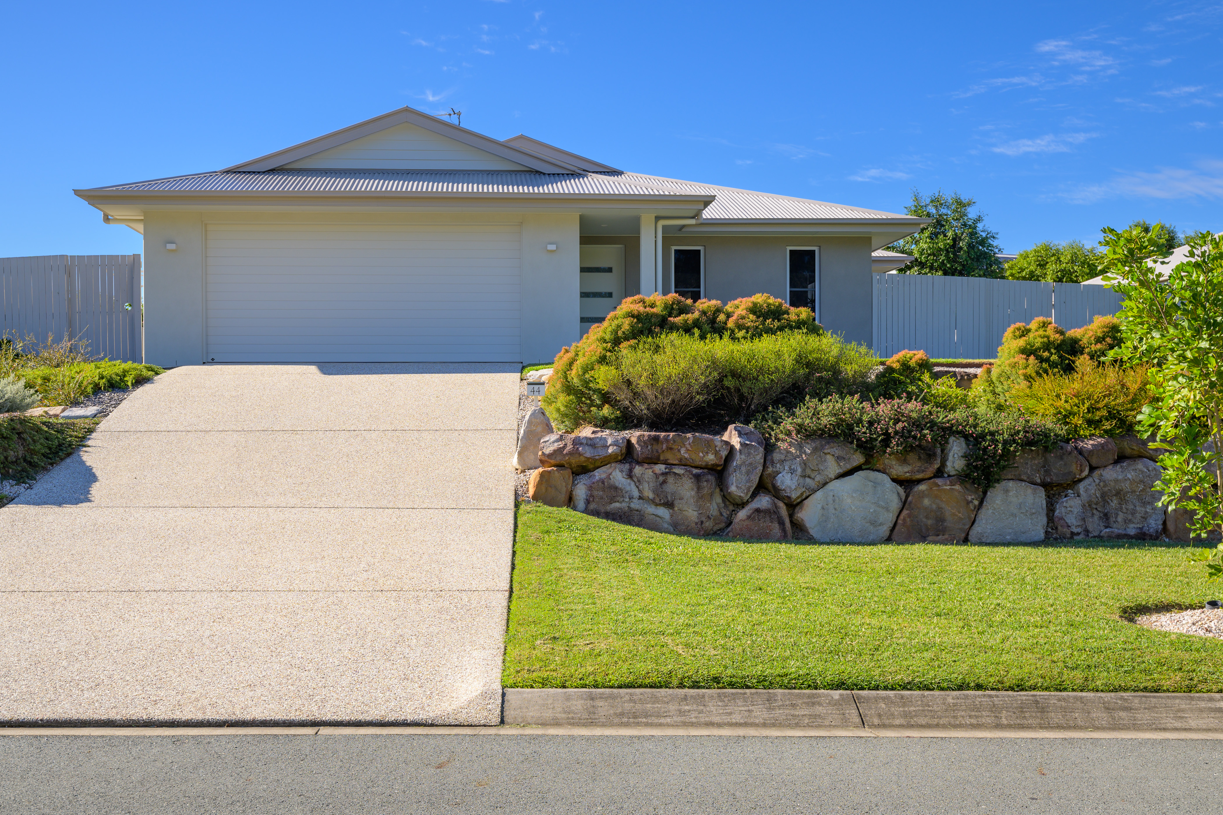 44 Woodland Drive, Southside QLD 4570, Southside - Image 1